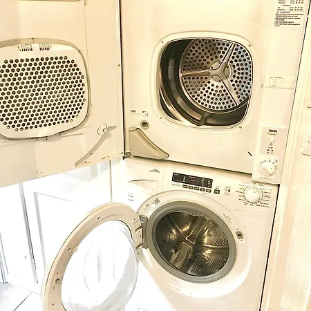 The Washington Sleeps 10 People Park 4 Cars *