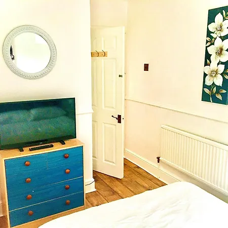 Hébergement de vacances The Washington Sleeps 10 People Park 4 Cars *